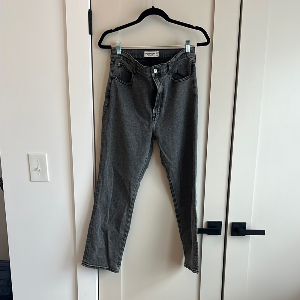 Abercrombie & Fitch Gray Ankle Jeans